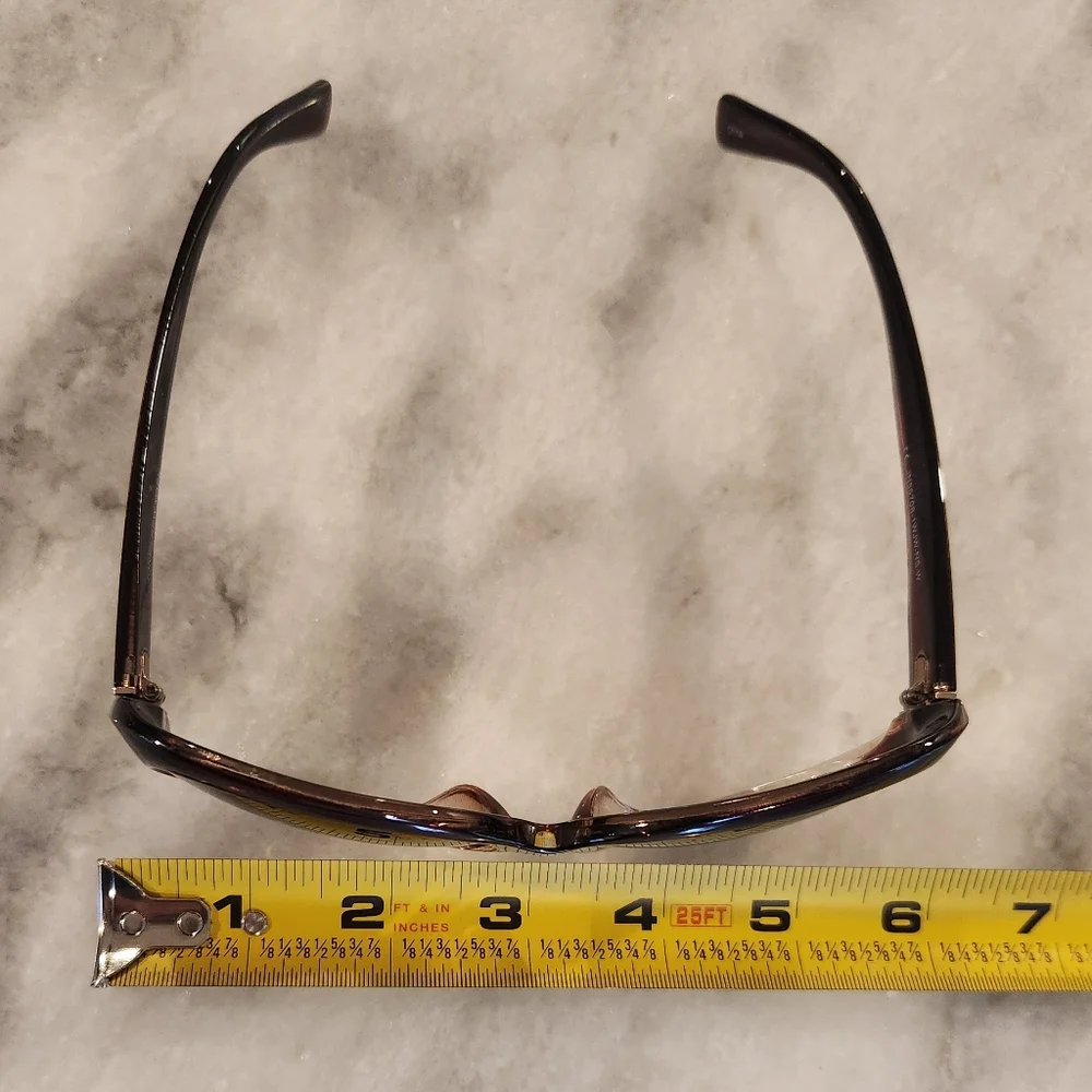 Jones New York | Plastic Brown Sunglasses
